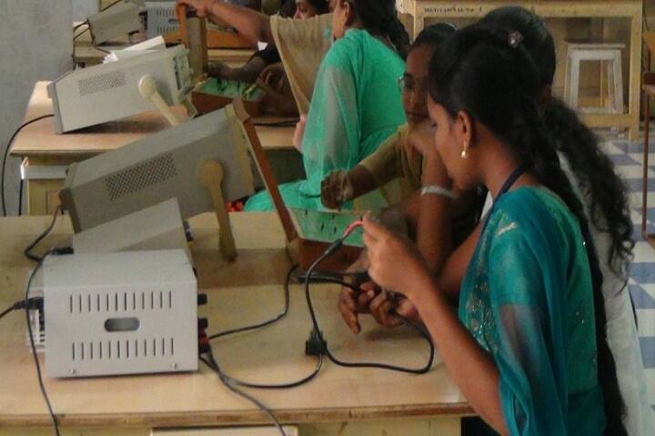 VKR and VNB Polytechnic College campus in Krishna, Andhra Pradesh, India — photo 6