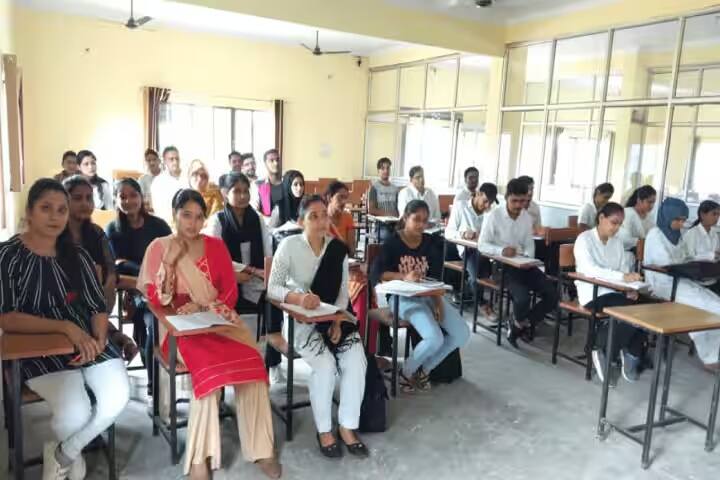 Swami Dayal Bhatnagar Law College campus in Sikandrabad, Uttar Pradesh, India — photo 4