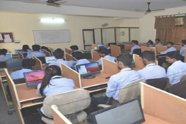 Vivekananda College of Polytechnic campus in Aligarh, Uttar Pradesh, India — photo 4