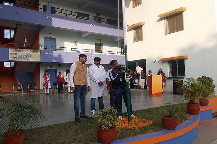 SV Patel Law College campus in Rajkot, Gujarat, India — photo 5