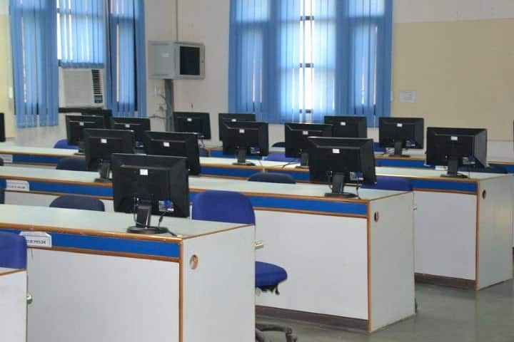 Sunder Deep College of Law campus in Ghaziabad, Uttar Pradesh, India — photo 5