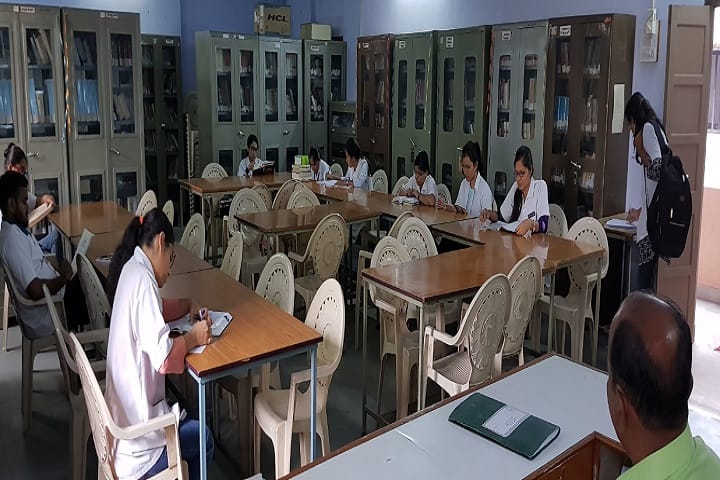 Smt Amrutben Jayantilal Savla Homoeopathic Medical College and Research Institute campus in Mehsana, Gujarat, India — photo 3