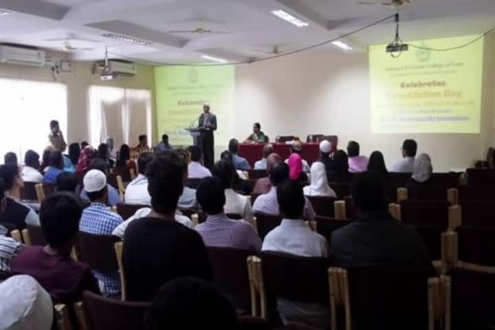 Sultan Ul Uloom College of Law campus in Hyderabad, Telangana, India — photo 1