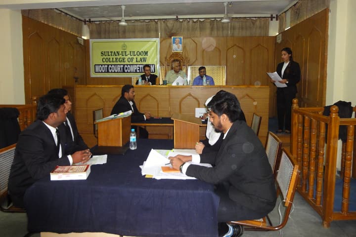 Sultan Ul Uloom College of Law campus in Hyderabad, Telangana, India — photo 4