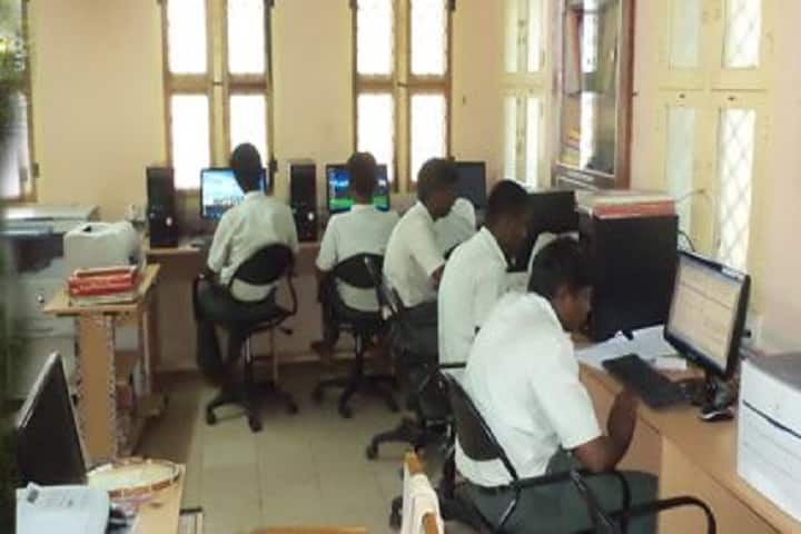 Virudhunagar S Vellaichamy Nadar Polytechnic College campus in Virudhunagar, Tamil Nadu, India — photo 4