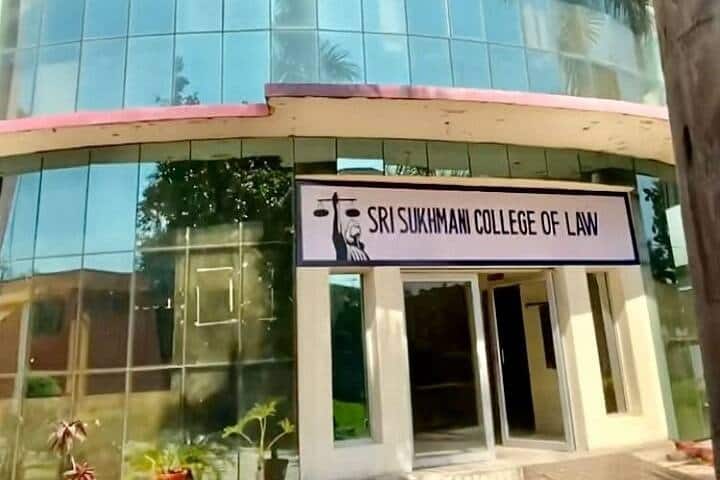Sri Sukhmani College of Law campus in Dera Bassi, Punjab, India — photo 1