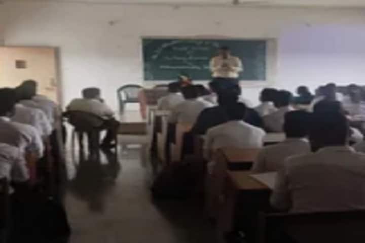 Dr YS Khedkar College of Pharmacy campus in Aurangabad, Maharashtra, India — photo 2