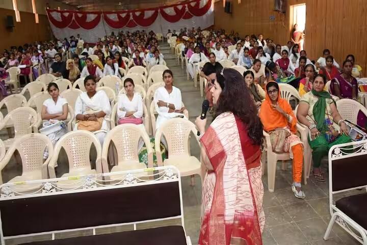 Shri NS Patel Law College campus in Modasa, Gujarat, India — photo 2