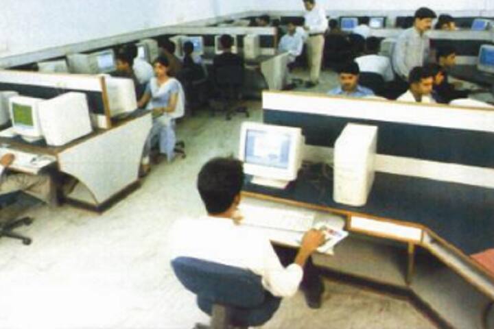 VIIT Polytechnic College campus in Bulandshahr, Uttar Pradesh, India — photo 5