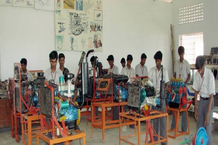 Kar Polytechnic College campus in Vellore, Tamil Nadu, India — photo 3