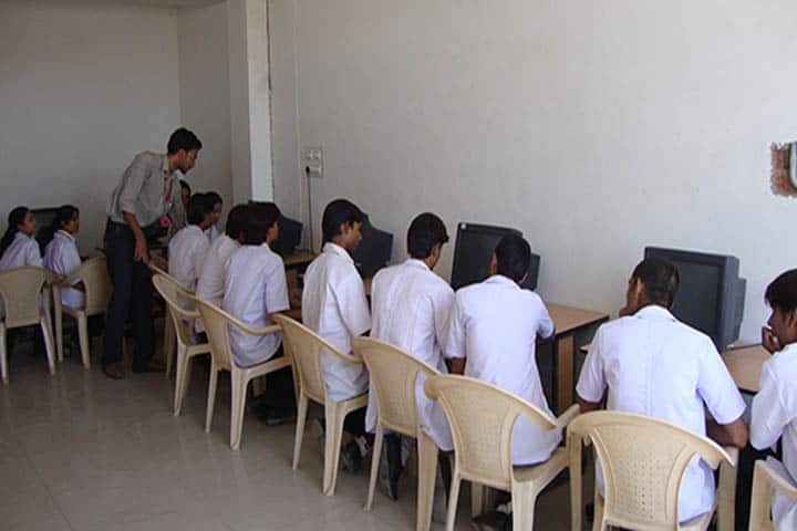 Sanjeevani College of Nursing campus in Udaipur, Rajasthan, India — photo 4