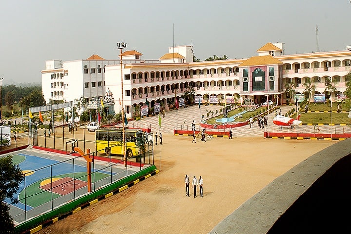 Vetri Vinayaha Polytechnic College campus in Tiruchirappalli, Tamil Nadu, India — photo 1