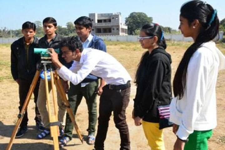 Vedvyas Polytechnic campus in Himmatnagar, Gujarat, India — photo 3