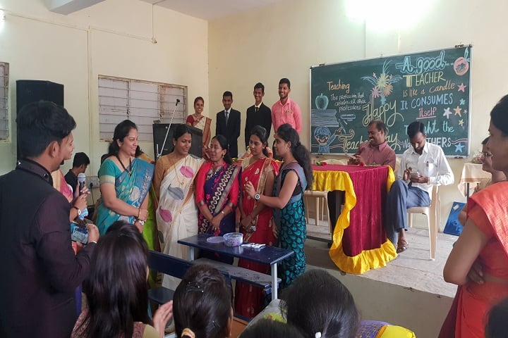 Dr NJ Paulbudhe College of Pharmacy campus in Ahmednagar, Maharashtra, India — photo 6