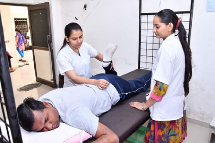 Shree Swaminarayan Physiotherapy College campus in Ahmedabad, Gujarat, India — photo 5