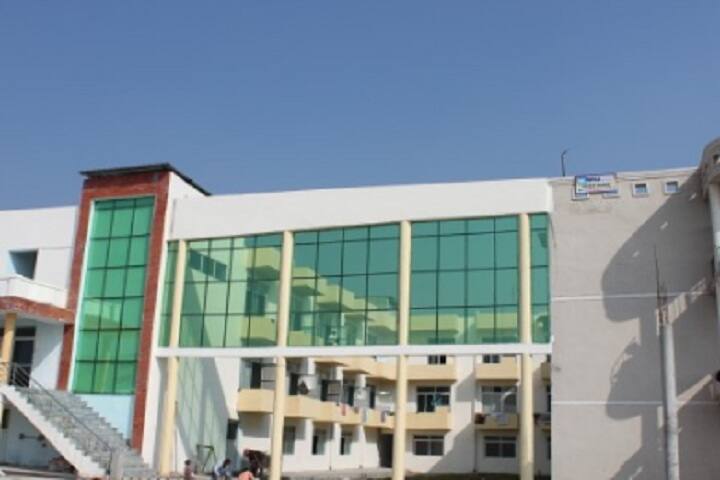 Dr MC Saxena College of Pharmacy campus in Lucknow, Uttar Pradesh, India — photo 5