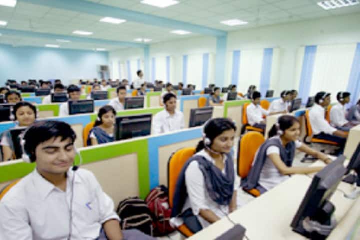 Dr MC Saxena College of Pharmacy campus in Lucknow, Uttar Pradesh, India — photo 6