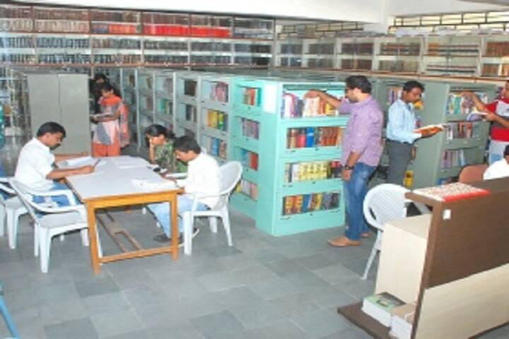 Shri Omkarnath Malpani Law College campus in Sangamner, Maharashtra, India — photo 2