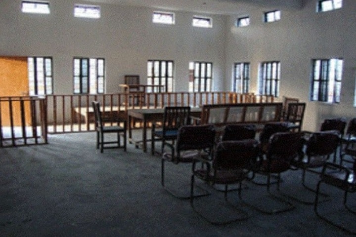 Pushpa Singh Vidhi Mahavidyalaya campus in Chunar, Uttar Pradesh, India — photo 4