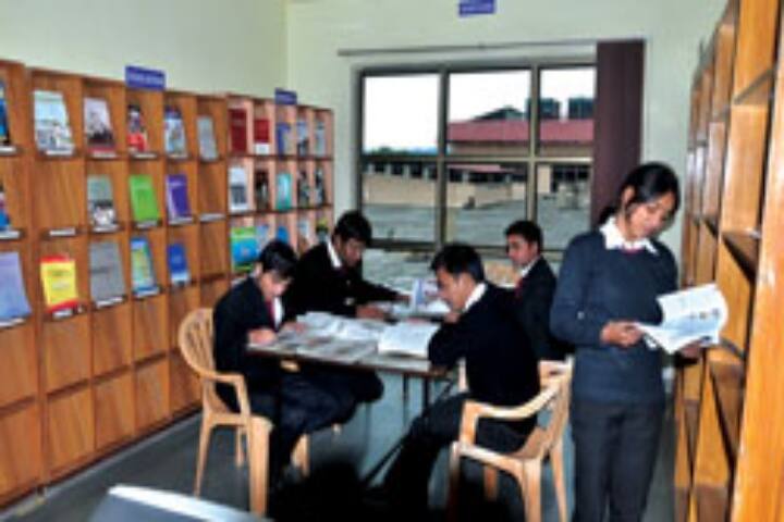 ICFAI Law School campus in Dehradun, Uttarakhand, India — photo 3
