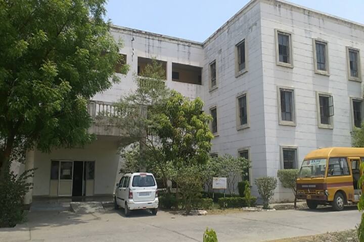 Vedica College of Pharmacy Polytechnic campus in Bhopal, Madhya Pradesh, India — photo 4