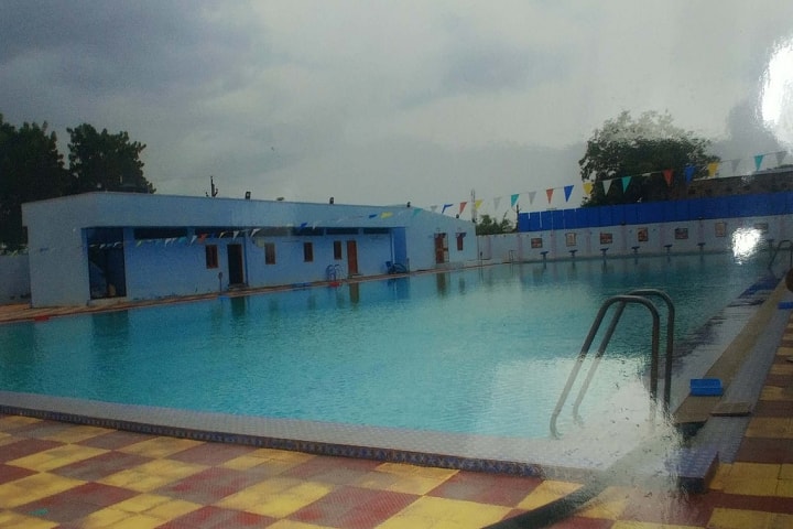 SS and N Animal Husbandry Polytechnic campus in Narasaraopet, Andhra Pradesh, India — photo 2