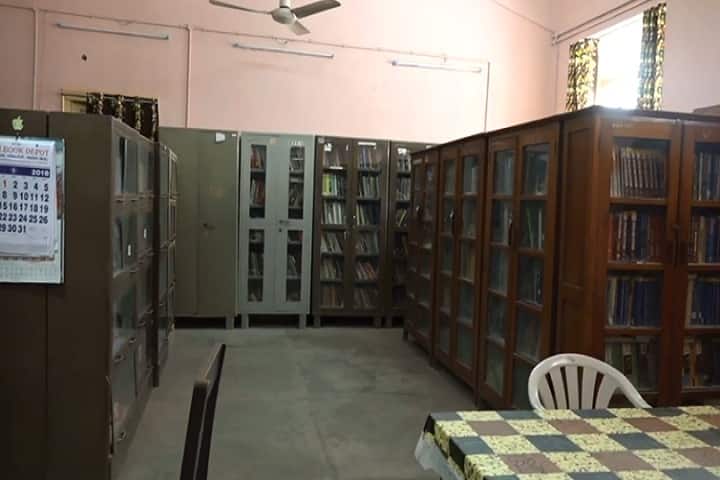 Government Model Science College campus in Jabalpur, Madhya Pradesh, India — photo 3