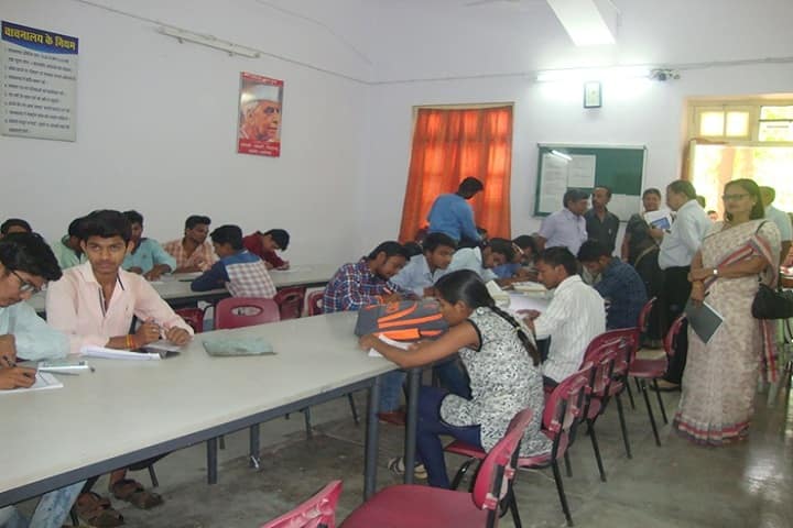 Government Model Science College campus in Jabalpur, Madhya Pradesh, India — photo 4