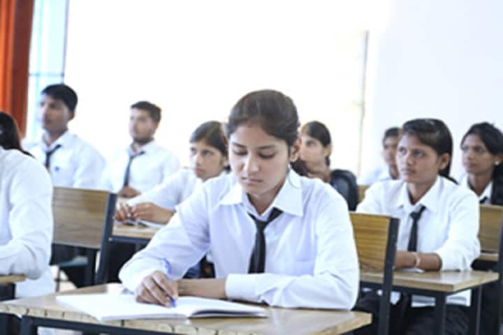 Doon Paramedical College and Hospital campus in Saharanpur, Uttar Pradesh, India — photo 3