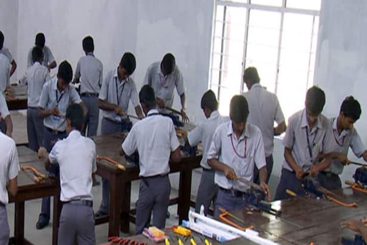 Vellore Polytechnic College campus in Vellore, Tamil Nadu, India — photo 4