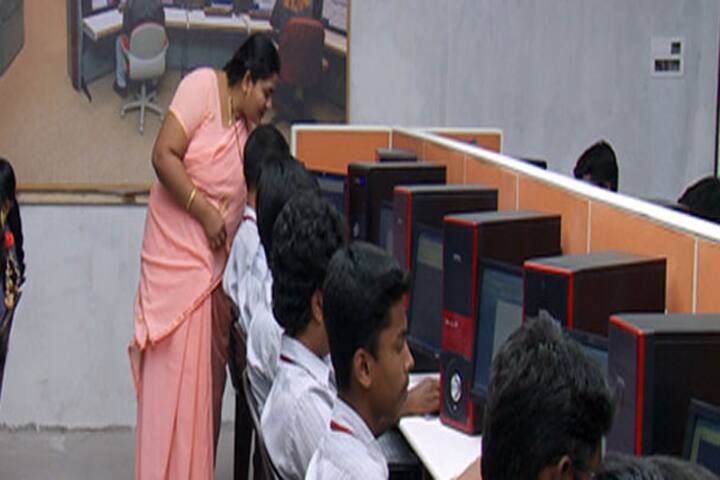 Vellore Polytechnic College campus in Vellore, Tamil Nadu, India — photo 6