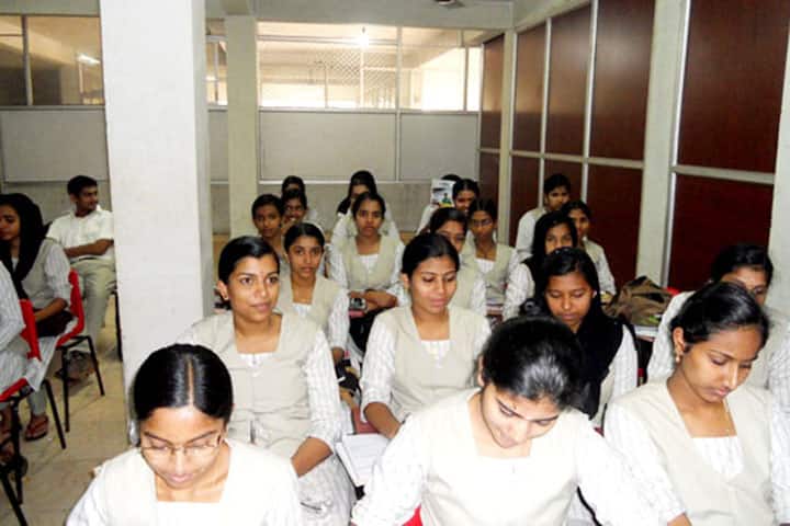Red Crescent College of Nursing campus in Feroke, Kerala, India — photo 2