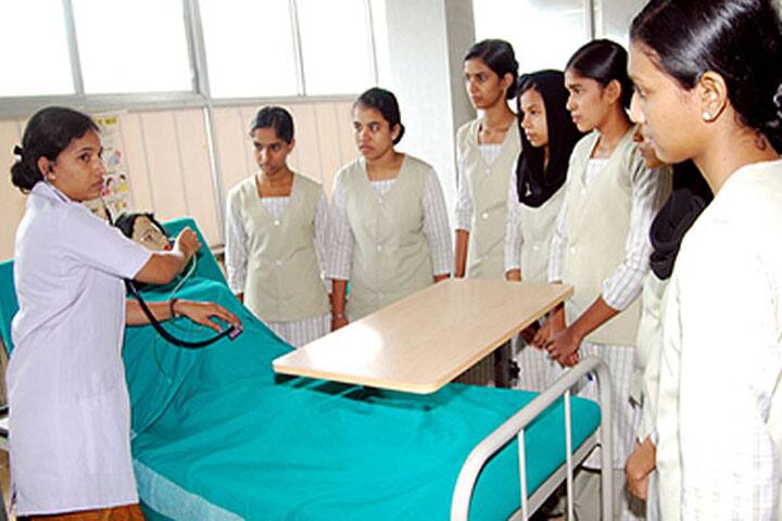 Red Crescent College of Nursing campus in Feroke, Kerala, India — photo 3
