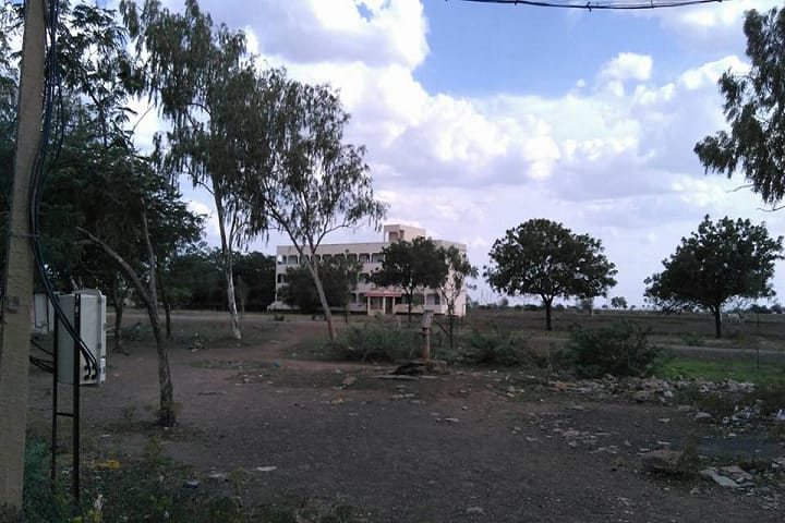 Vasavi Polytechnic campus in Kurnool, Andhra Pradesh, India — photo 2