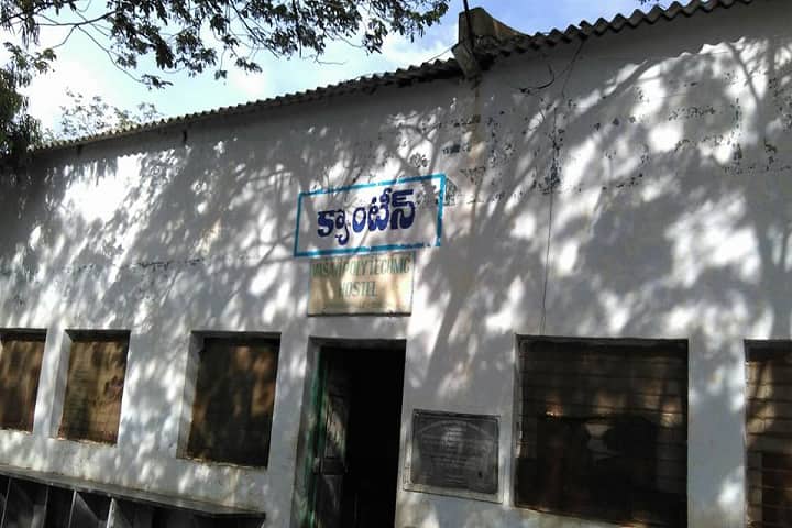 Vasavi Polytechnic campus in Kurnool, Andhra Pradesh, India — photo 3