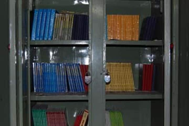 Dhule Charitable Societys Institute of Pharmacy campus in Dhule, Maharashtra, India — photo 5