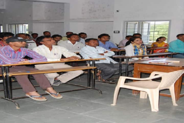 Shree Sarvoday Law College campus in Deesa, Gujarat, India — photo 3