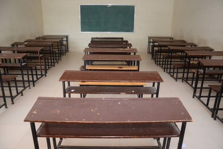 Shree PM Patel Post Graduate Institute of Law and Human Rights campus in Nadiad, Gujarat, India — photo 4