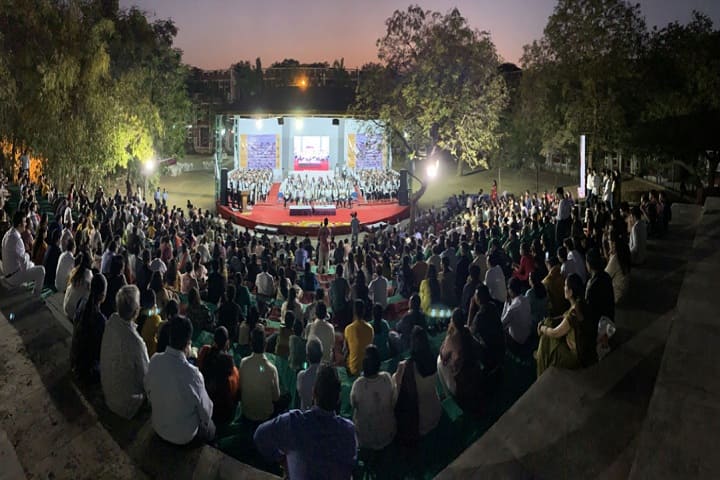 Sarvajanik University campus in Surat, Gujarat, India — photo 3