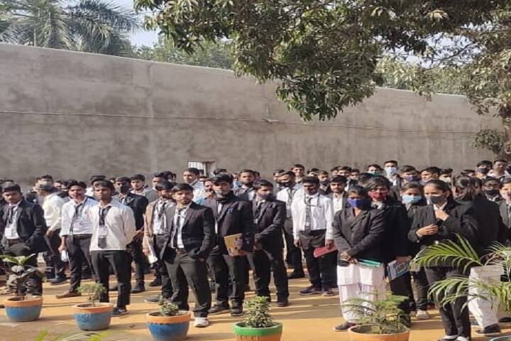 Shree Mahaveerji Law College campus in Sitapur, Uttar Pradesh, India — photo 5