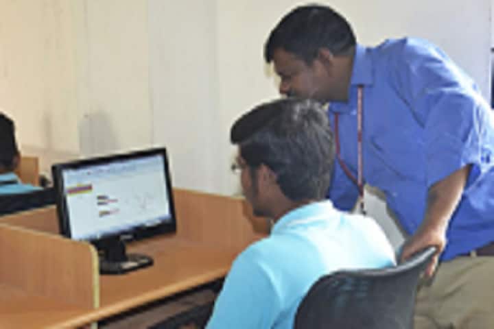 Varadharajan Polytechnic College campus in Perambalur, Tamil Nadu, India — photo 5
