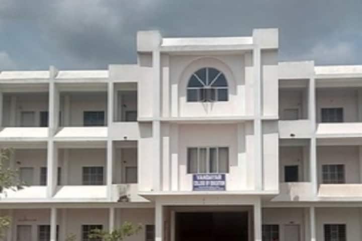 Vandayar Polytechnic College campus in Thanjavur, Tamil Nadu, India — photo 1
