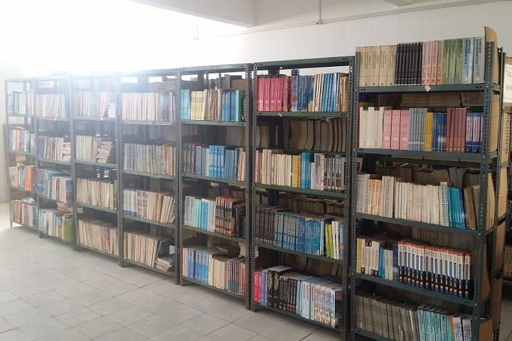 Vallabh Budhi Polytechnic campus in Navsari, Gujarat, India — photo 3