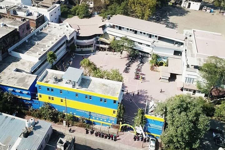 Devi Ahilya College of Pharmacy campus in Indore, Madhya Pradesh, India — photo 1