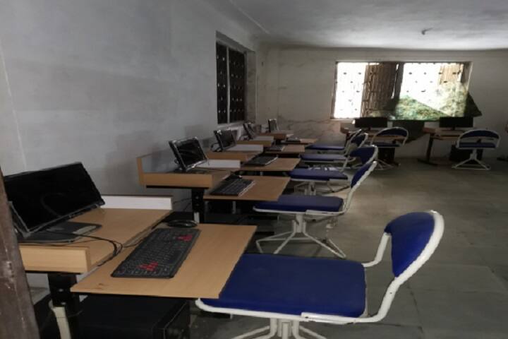 Devi Ahilya College of Pharmacy campus in Indore, Madhya Pradesh, India — photo 5
