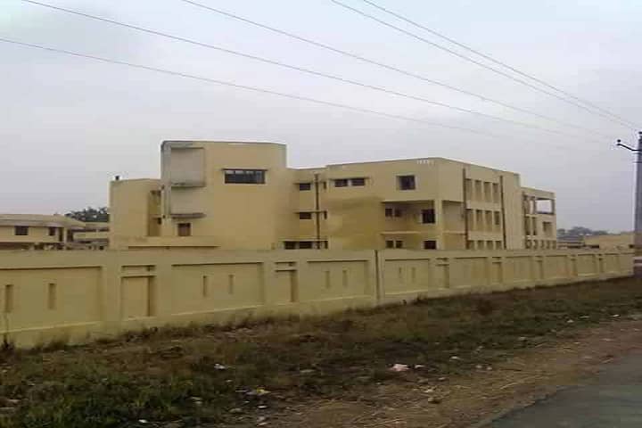 Government Polytechnic campus in Mau, Uttar Pradesh, India — photo 2