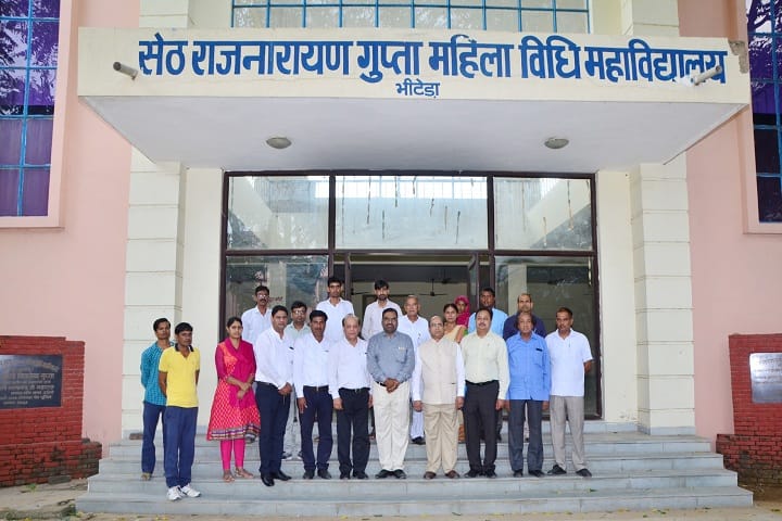 Seth Rajnarayan Gupta Mahila Law College campus in Alwar, Rajasthan, India — photo 4