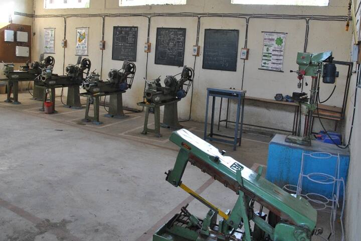 Sharadchandraji Pawar Polytechnic College campus in Aurangabad, Maharashtra, India — photo 4