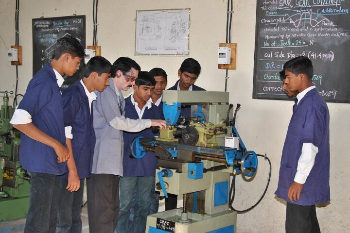 Sharadchandraji Pawar Polytechnic College campus in Aurangabad, Maharashtra, India — photo 6