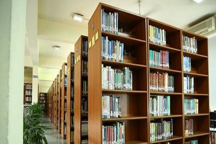 KMCT College of Architecture campus in Kozhikode, Kerala, India — photo 4